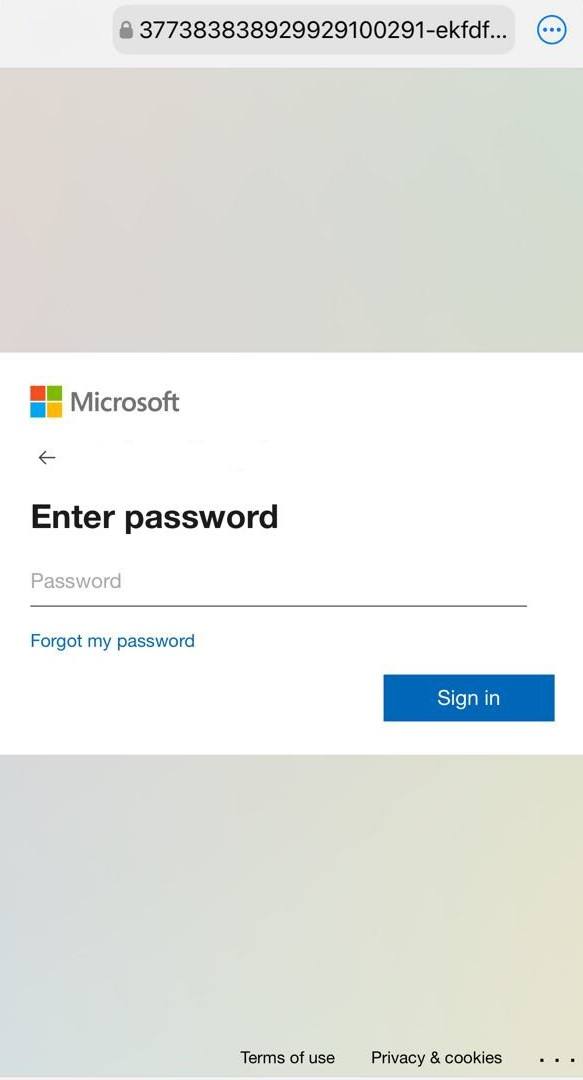 Formulário de login de conta Microsoft originado de campanha de phishing via calendário