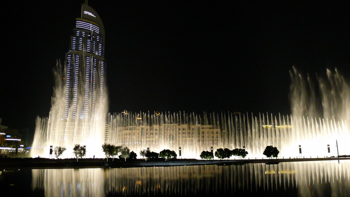 Dancing fountains in Dubai