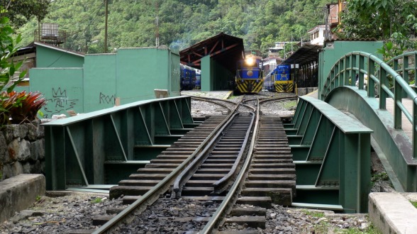 Cuzco train to Machu Picchu