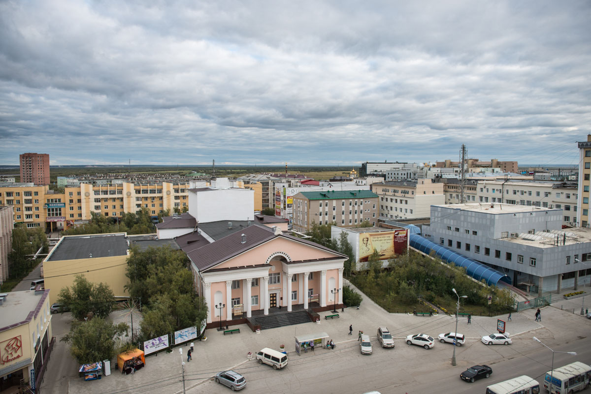 Время в якутске. Якутск город Алдан достопримечательности. Якутск красивые места в городе. Старый город сверху Якутск. Якутск старый город вид сверху.