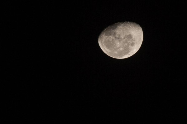 Moon @ Maldives