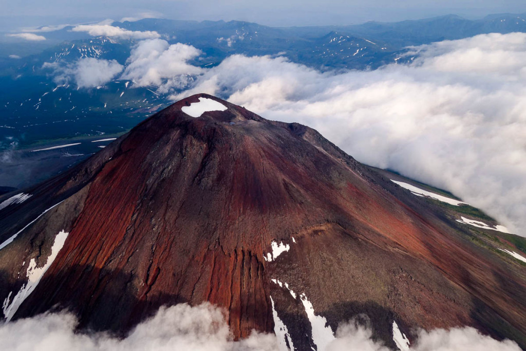 kamchatka-ilyinsky-volcano-2