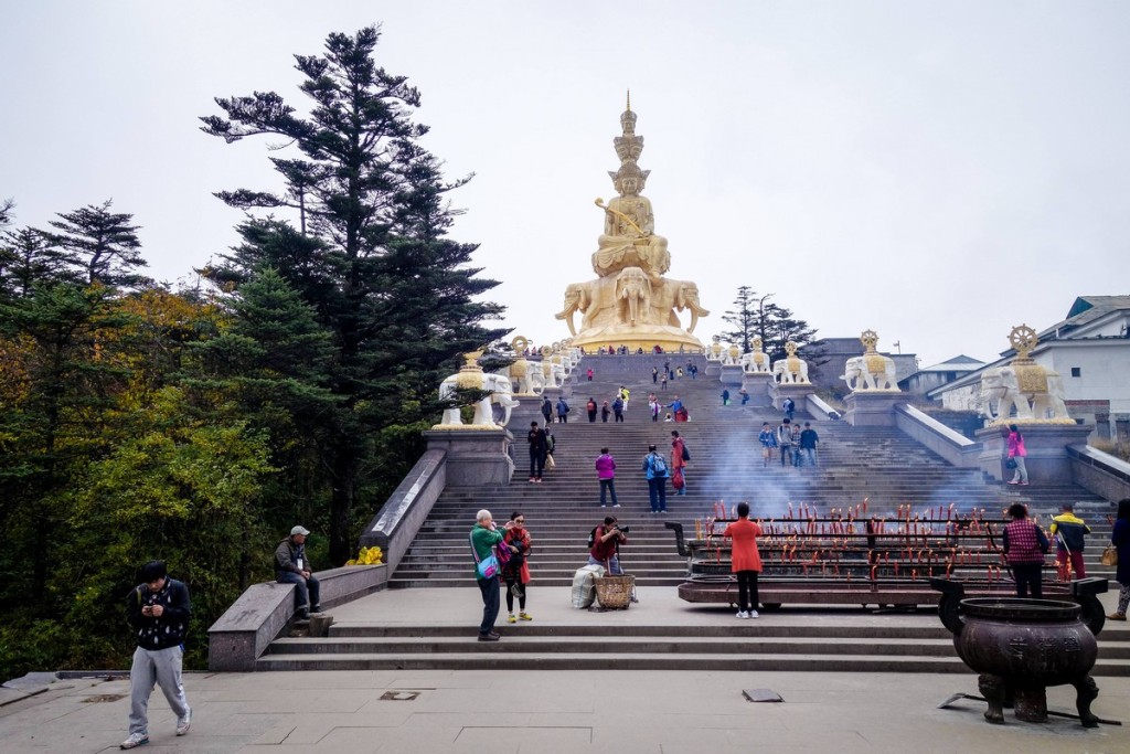 mount-emei-china-buddha-3