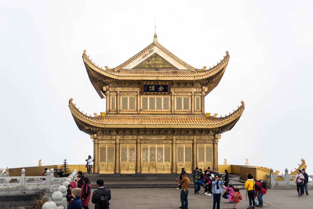 mount-emei-china-buddha-2